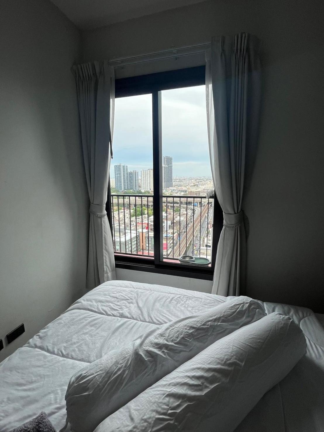 Apartment Next To Phrakanong Bts Wyne Sukhumvit バンコク都 エクステリア 写真